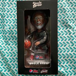 Uncle Drew bobble head.